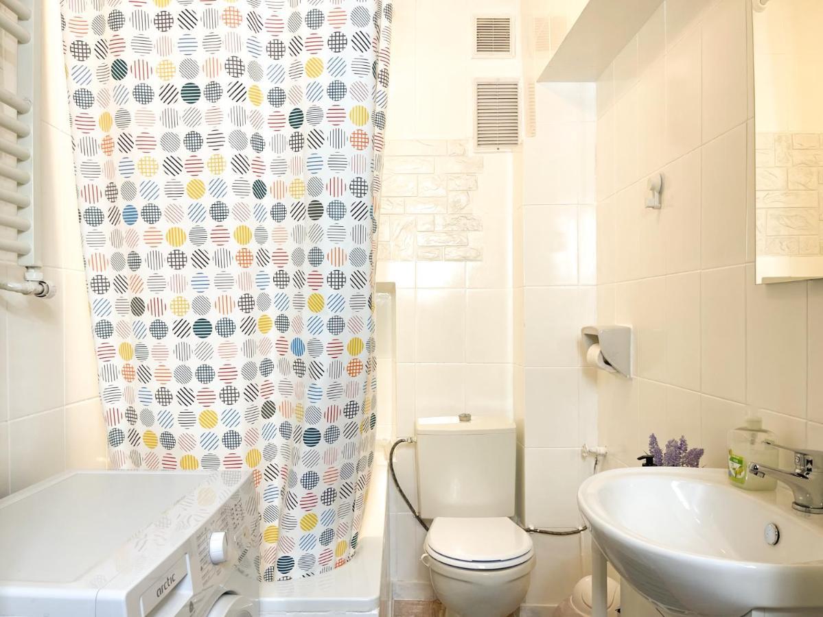 White Moon Apartment Брашов Экстерьер фото